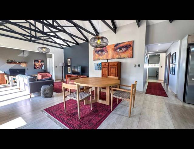 3 BEDROOM HOUSE FOR SALE IN MIDSTREAM MEADOWS